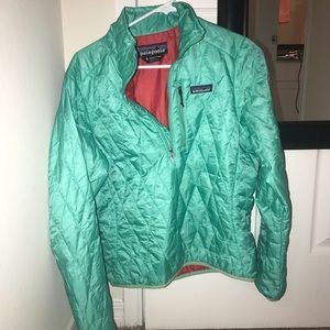 Lightweight Patagonia pullover